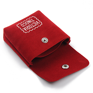 Pochette à bijoux personnalisée sac en velours à soufflet avec bouton pression et logo, avec diviseur.