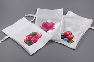 Personalisierte Satin Seide Taschen für Sexspielzeug für Erwachsene mit mehrfarbigem Logo